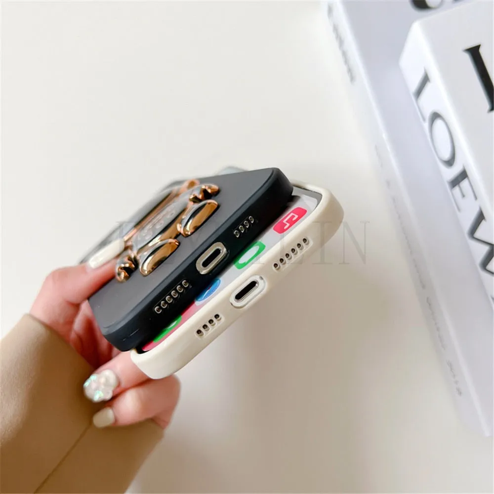 Anymob iPhone White 3D Astronaut Folding Stand Shockproof Soft Silicon Cover