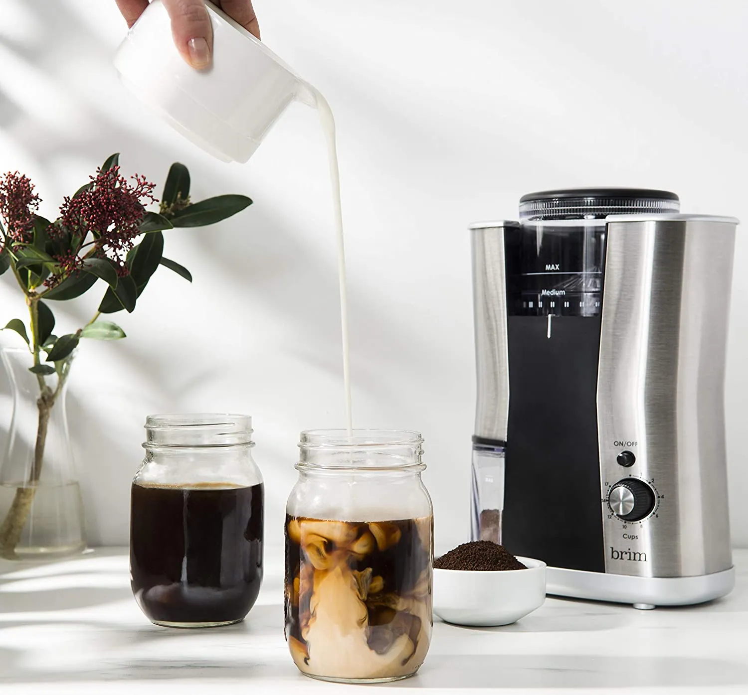 Brim Conical Burr Coffee Grinder, Uniformly Grinds Beans for 1-17 Cups of Coffee, Features Removable Bean Container, 17 Precise Grind Size Settings, and Convenient Auto Shut Off, Stainless Steel/Black 120V /AC 60Hz  130W