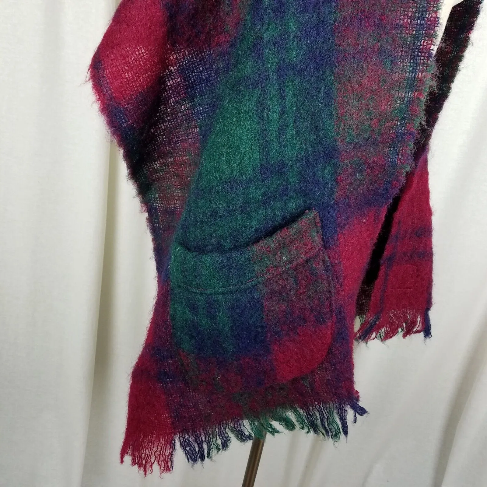 Glentana Made in Scotland All Mohair Pile Plaid Fringe Scarf Wrap Pockets Womens