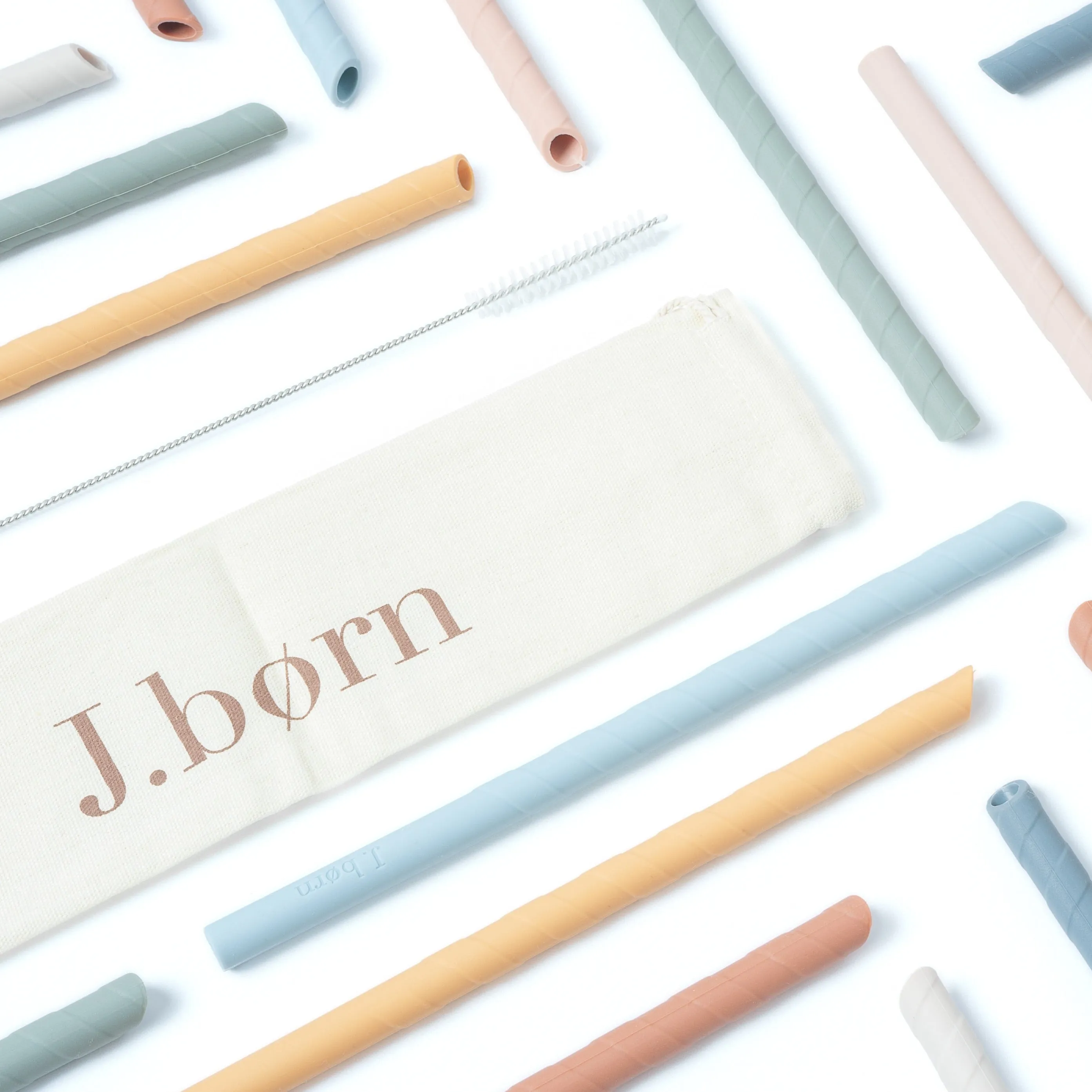 JBØRN Silicone Straws (Straight) x6 with Cleaning Brush & Pouch