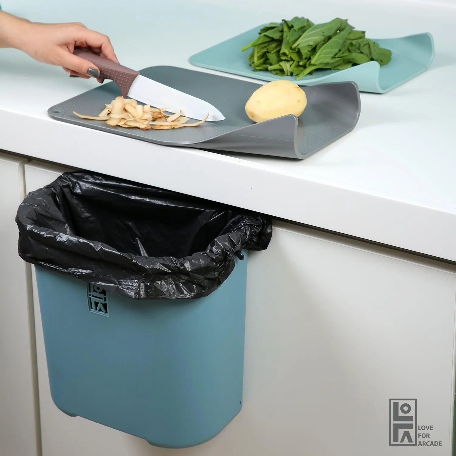 Lightweight Hanging Cabinet Garbage Bin for Home/Office