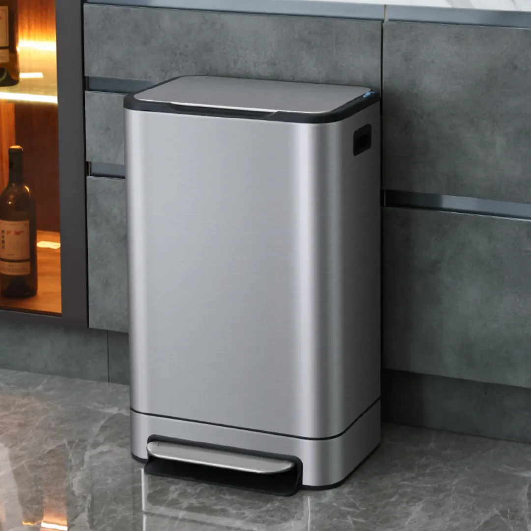 Soft Close Pedal 40L Bin