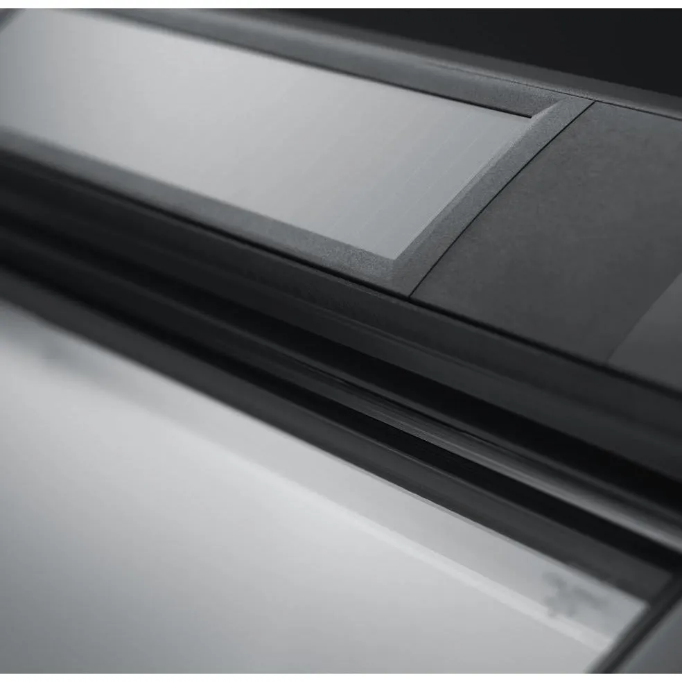 VELUX GGU SK08 006730 Triple Glazed High Energy Efficiency White Polyurethane INTEGRA® SOLAR Window (114 x 140 cm)