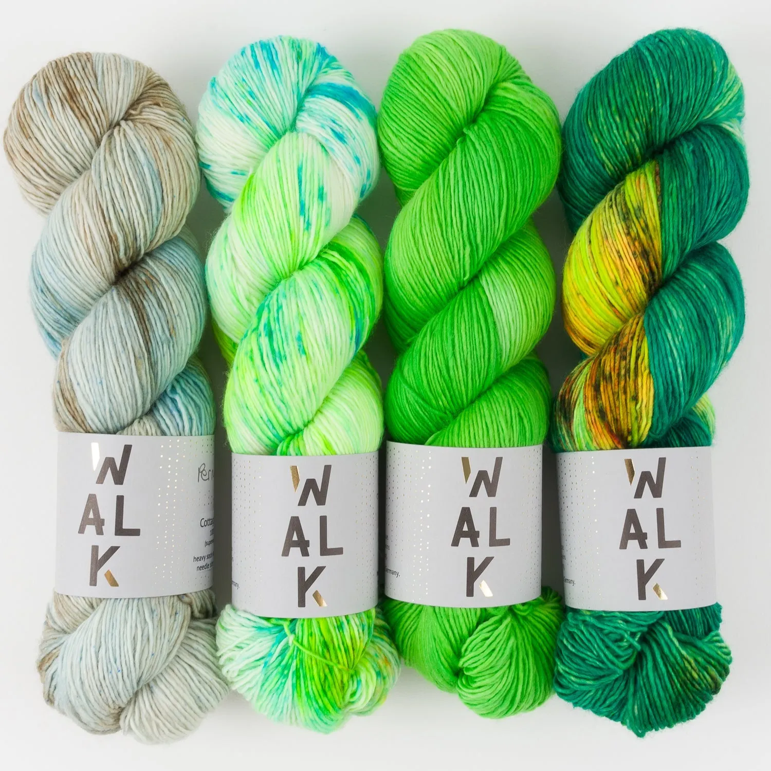 WESTKNITS KIT - FROSTY LAWN