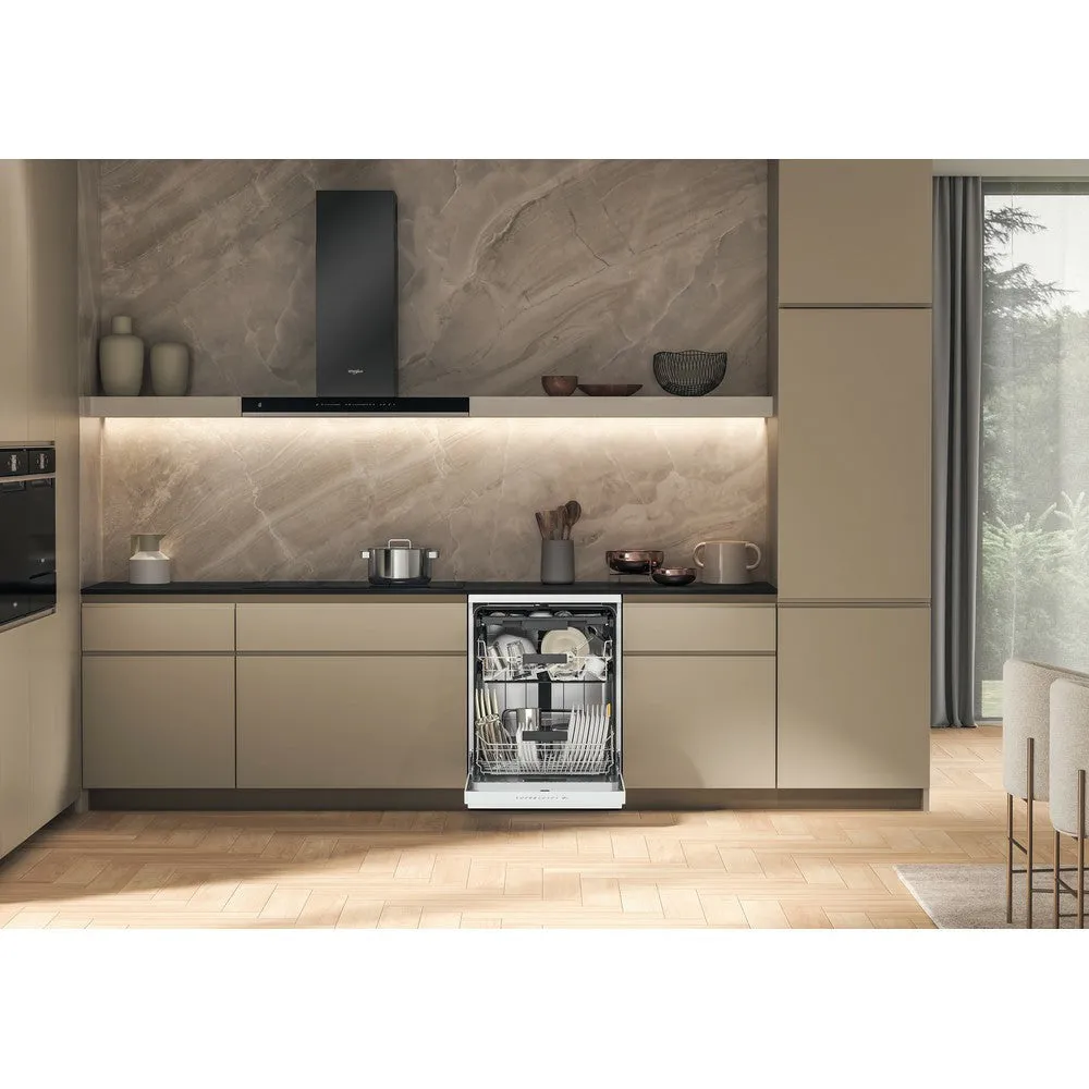 Whirlpool 15 Place Settings Freestanding Standard Dishwasher - White | W7FHP33UK