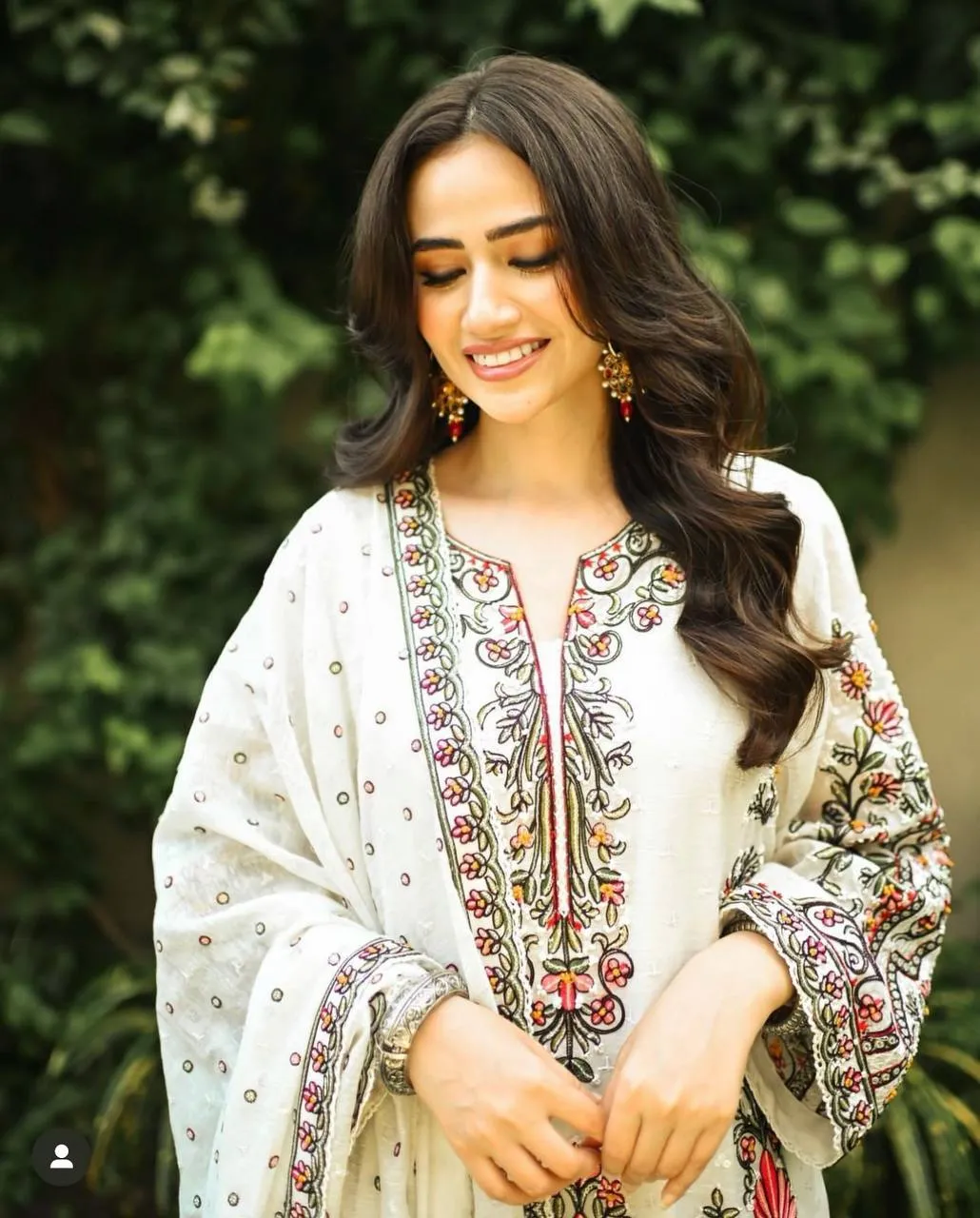 White Color Fancy Dhaga Embroidery Work Dress